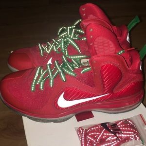 Nike Zoom Lebron 9 Christmas 2011 sz 11